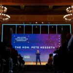 Hegseth, no evento do Dia D, diz que a Europa enfrenta ‘invasão’ de ideologias perigosas