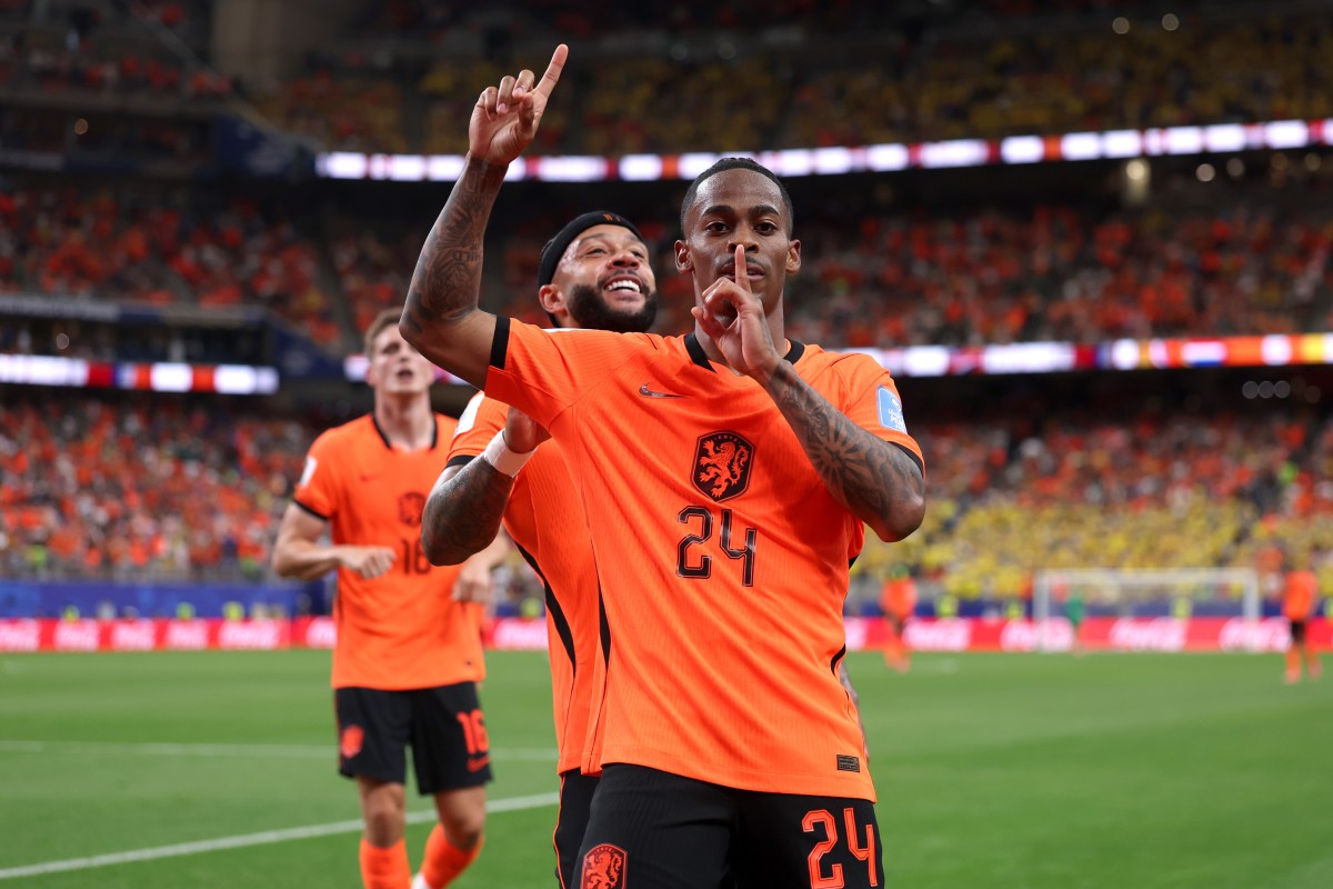 Crysencio Summerville of the Netherlands.