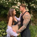 Adam Peaty e sua esposa Holly Ramsay anunciaram que estão esperando o primeiro filho juntos