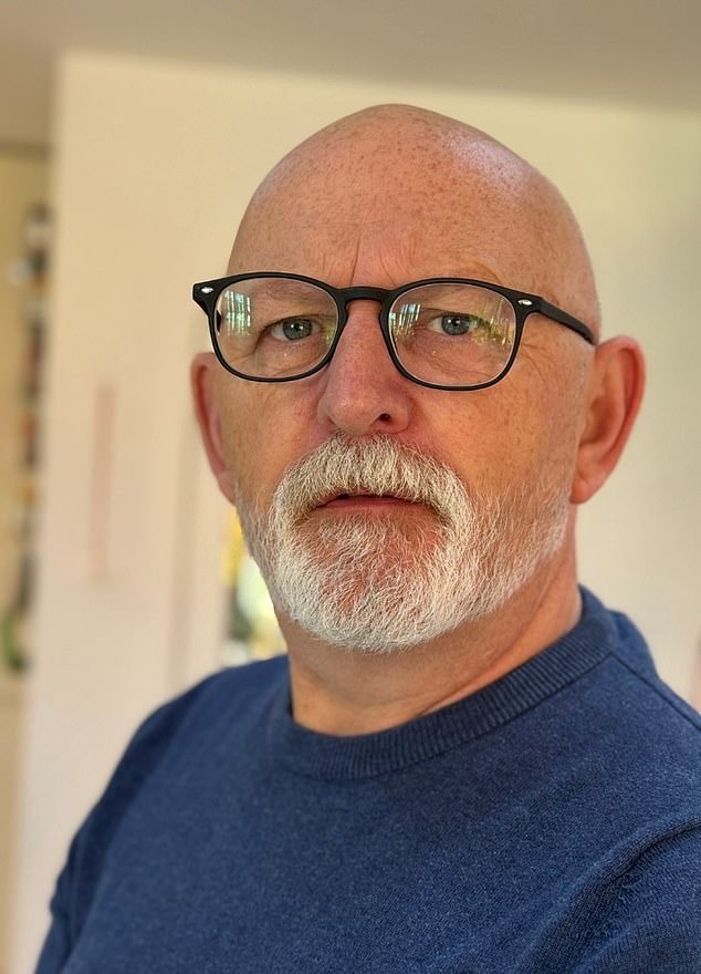 O motorista Shaun Burton morreu no acidente entre os dois trens em Bedford na tarde de sexta-feira