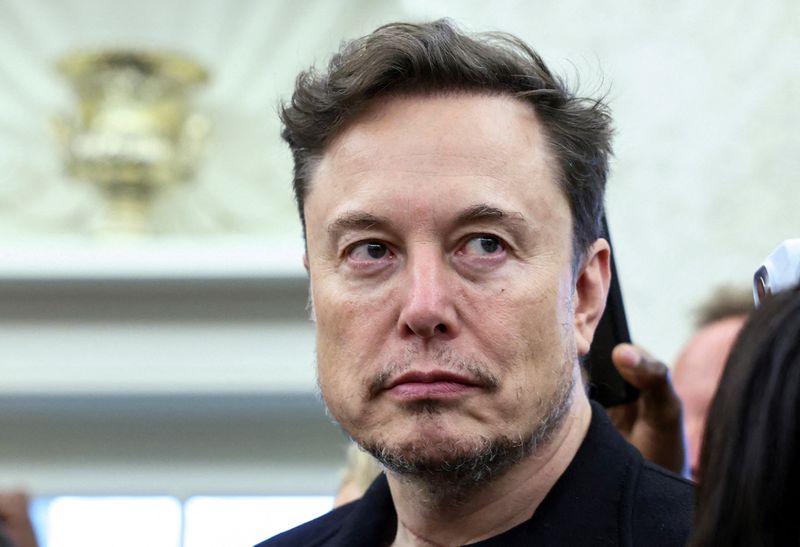 IPO da SpaceX torna Elon Musk o primeiro trilionário do mundo