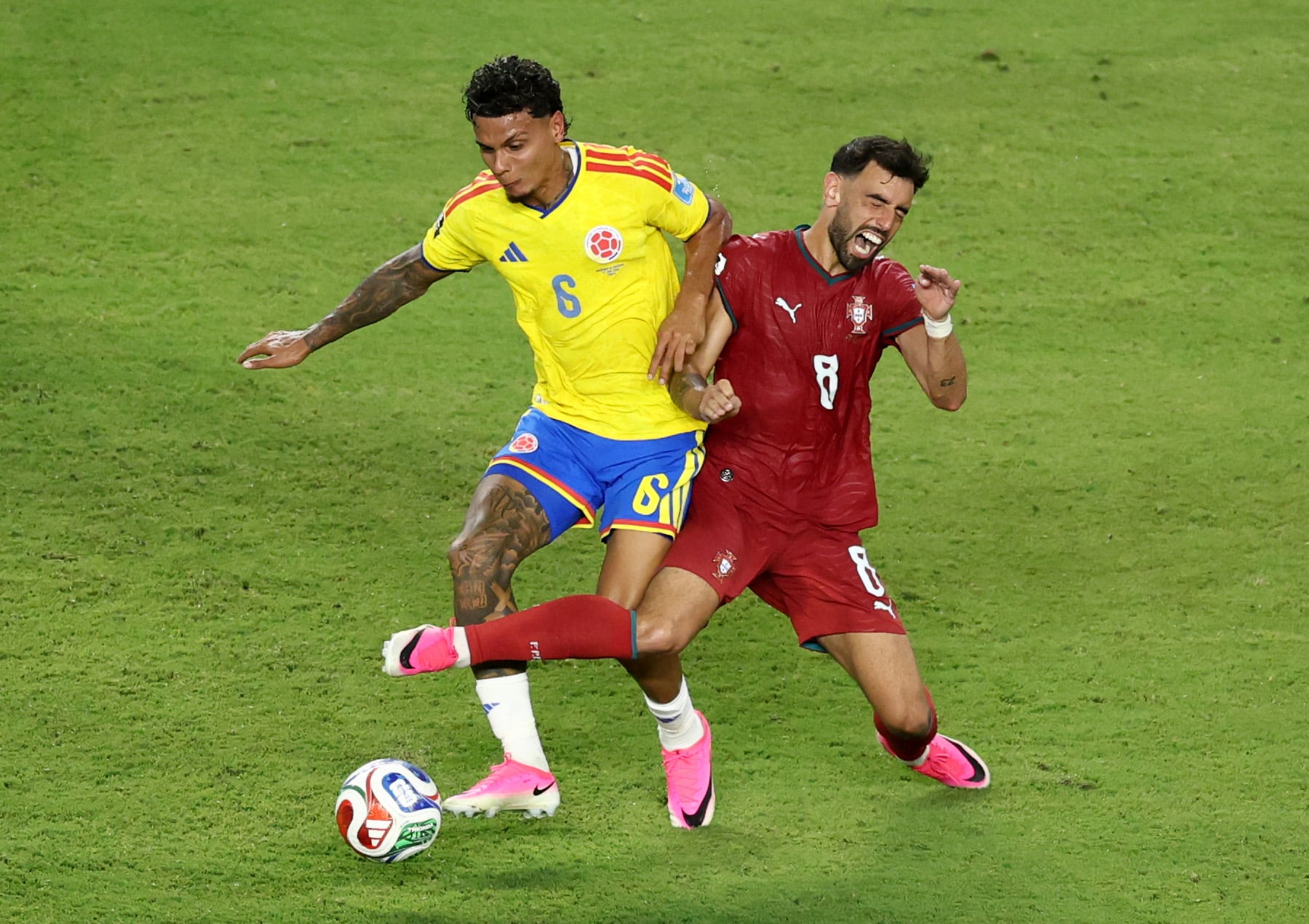 Imprensa portuguesa reage a Bruno Fernandes e Diogo Dalot após decepcionante empate 0-0 com Portugal