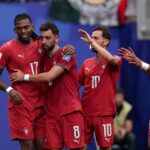 Imprensa portuguesa reage ao alvo de Bruno Fernandes e do Man Utd, Rafael Leão, na vitória de Portugal por 5-0