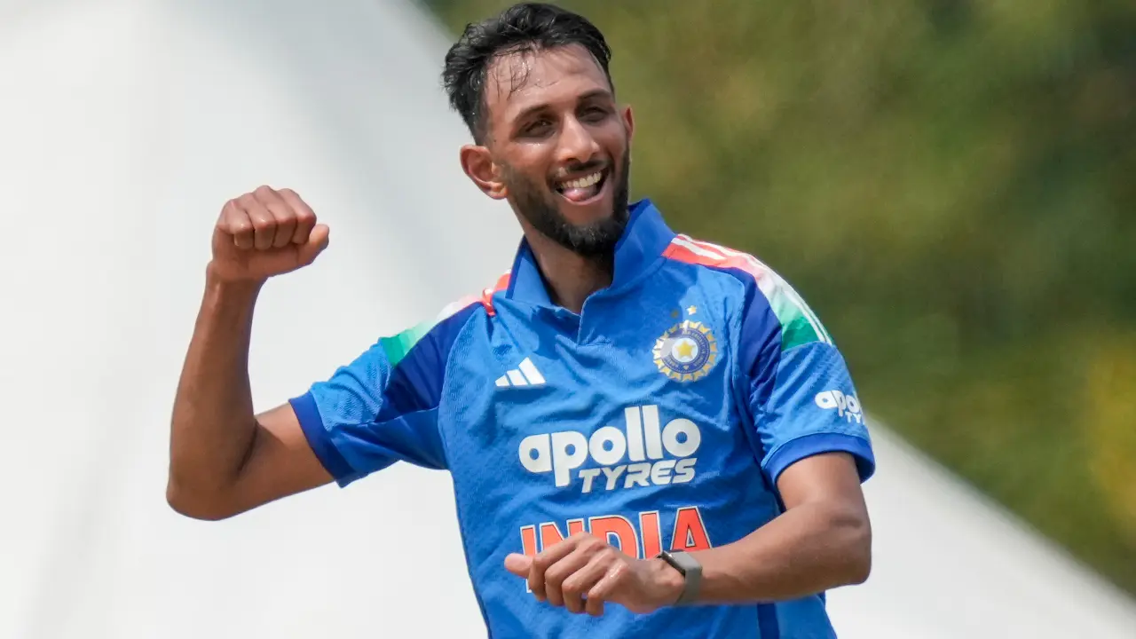Ind vs Afg ODI: Prasidh Krishan leva 5 postigos; Afeganistão com tudo para 218