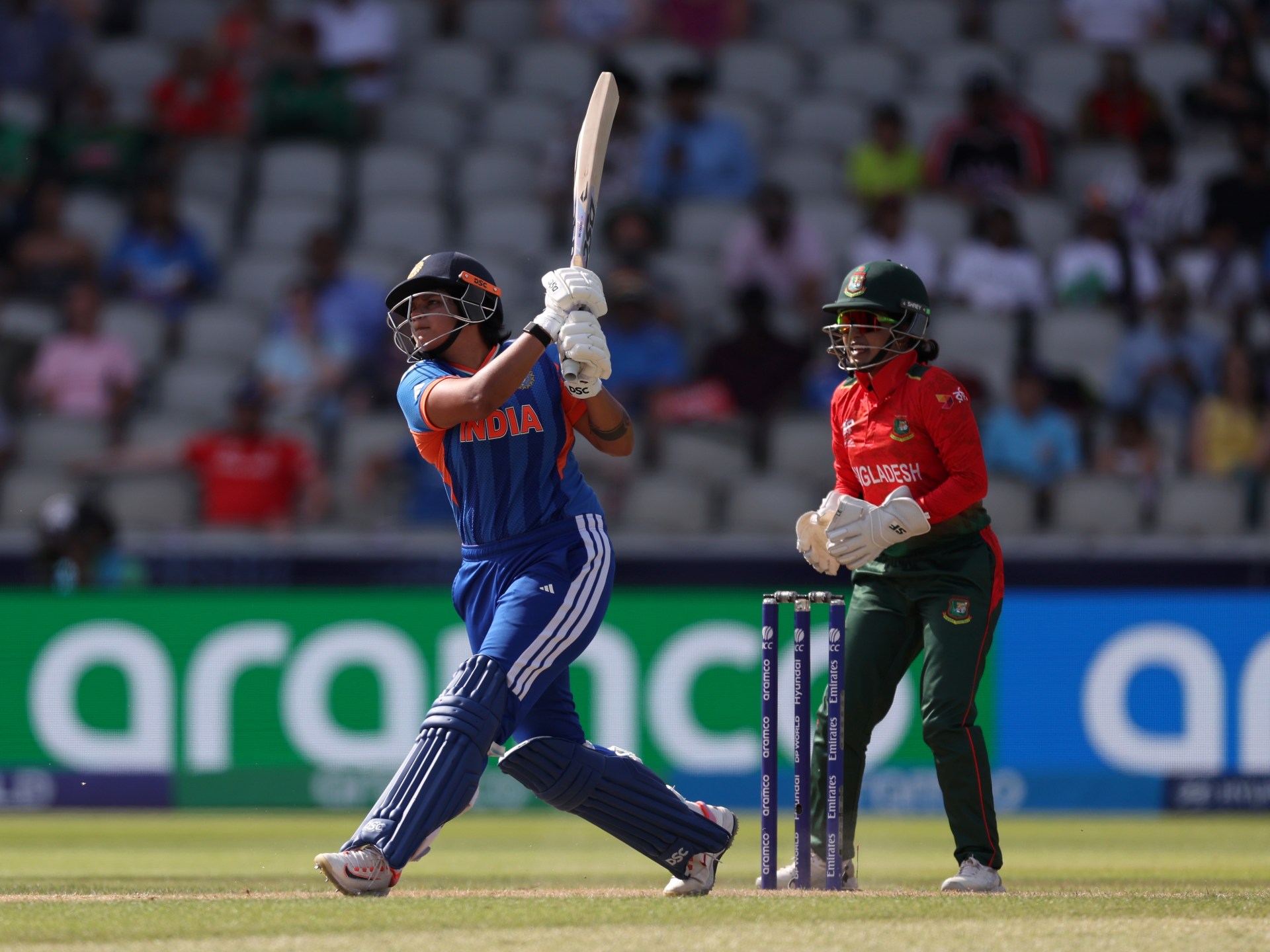 Índia derrota Bangladesh para manter candidatura à semifinal da Copa do Mundo Feminina T20
