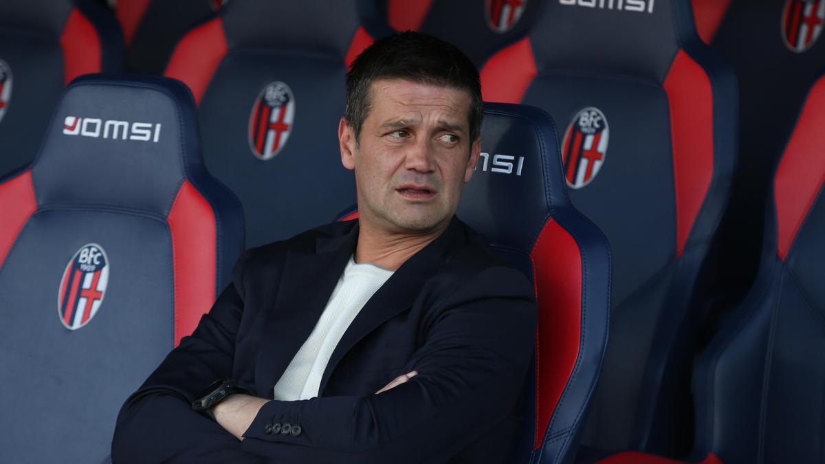 Inter estende contrato do técnico Chivu até 2028 após temporada de conquista do título