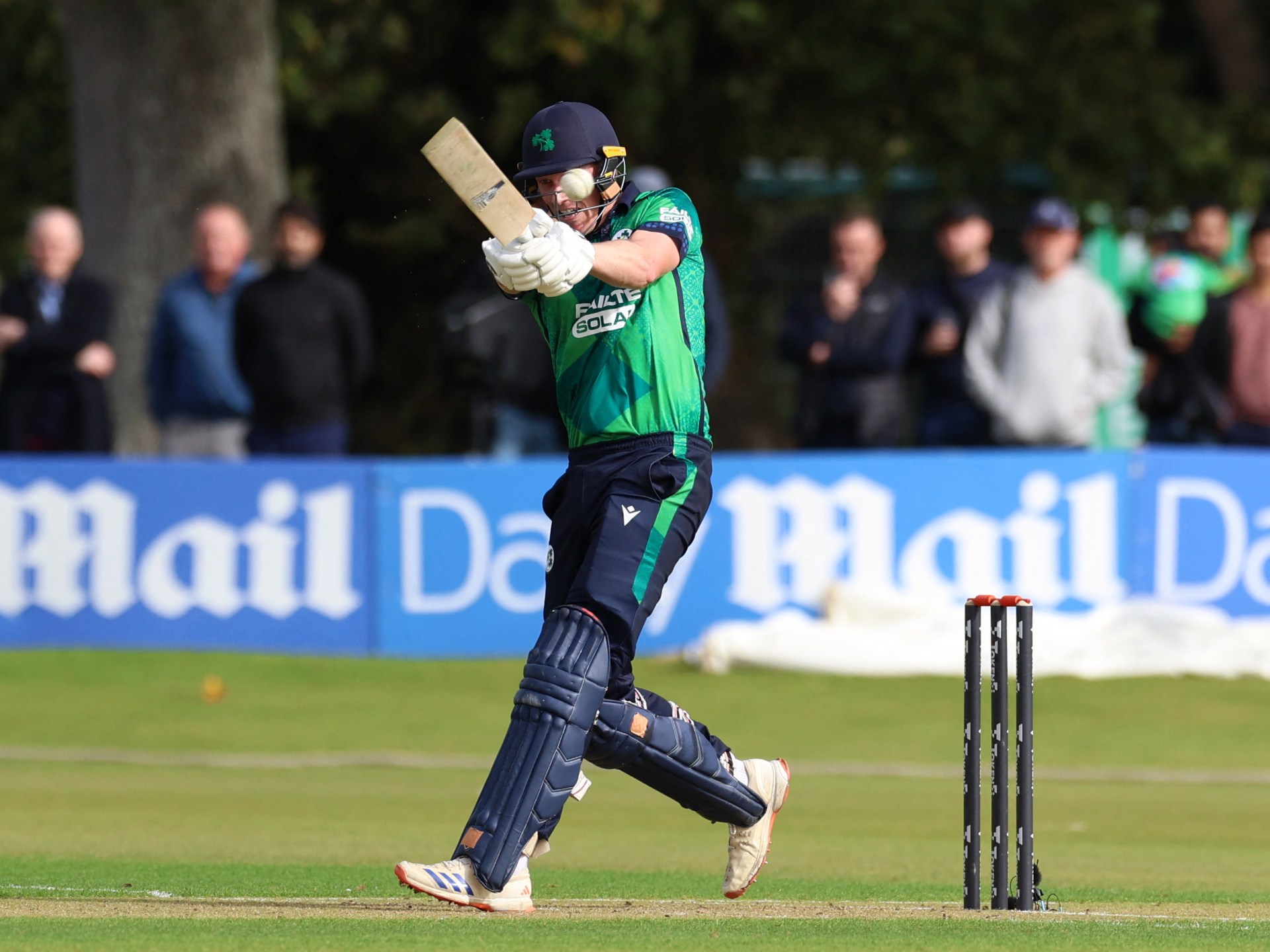 Irlanda supera a campeã mundial Índia e vence a série T20 em casa