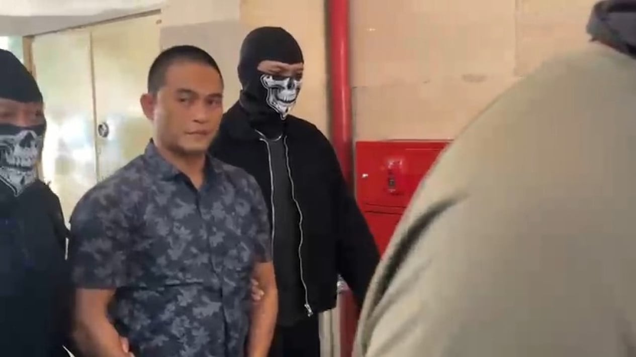 Jadi Alarm Bandar Narkoba, Bripka Dedy Eks Brimob Bertugas Pantau Kedatangan Polisi Lewat HT
