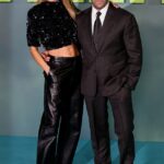 Jason Statham e Rosie Huntington-Whiteley terão um retiro de ioga escondido à beira do lago em sua 'casa para sempre' de £ 25 milhões na Costa Sul, próximo à praia de nudismo