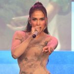 Jennifer Lopez arrasa em body nu na apresentação do Surprise Obsessed Fest