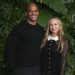 Jennifer Meyer dá as boas-vindas à ‘menina perfeita’ com o noivo Geoff Ogunlesi