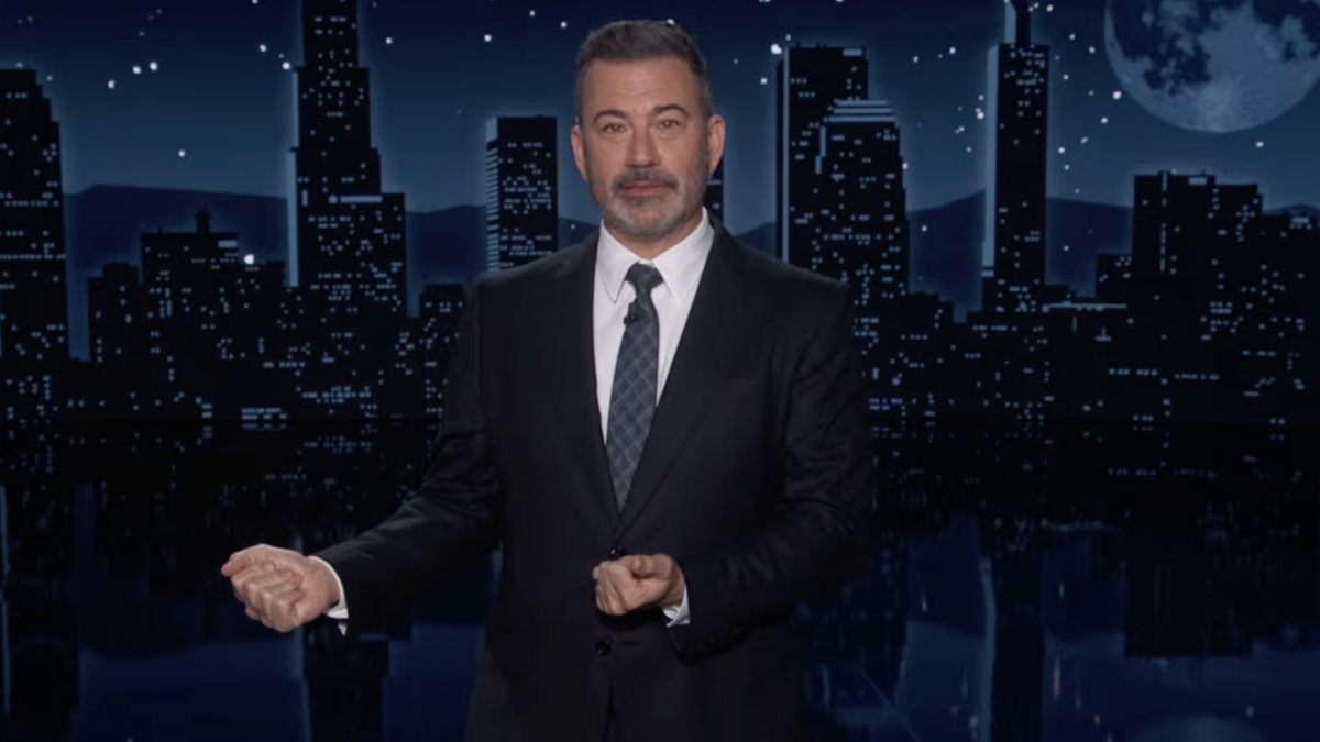 Jimmy Kimmel faz uma piada brutal sobre a piscina memorial de Trump ficar verde