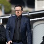 John Oliver consegue o emprego dos seus sonhos: uma novela no 'General Hospital'