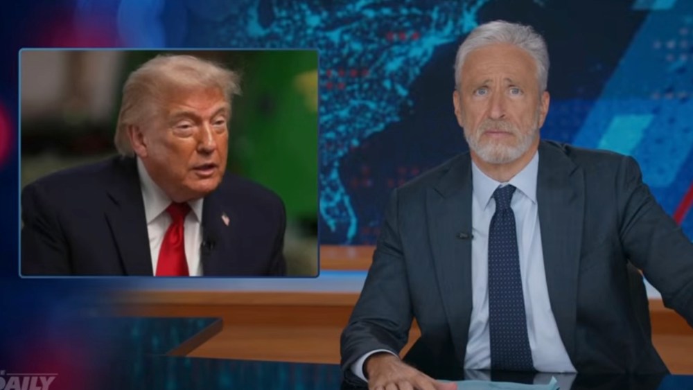 Jon Stewart critica Donald Trump como um 'homem-bebê incrivelmente frágil' por sair da entrevista 'Meet the Press'