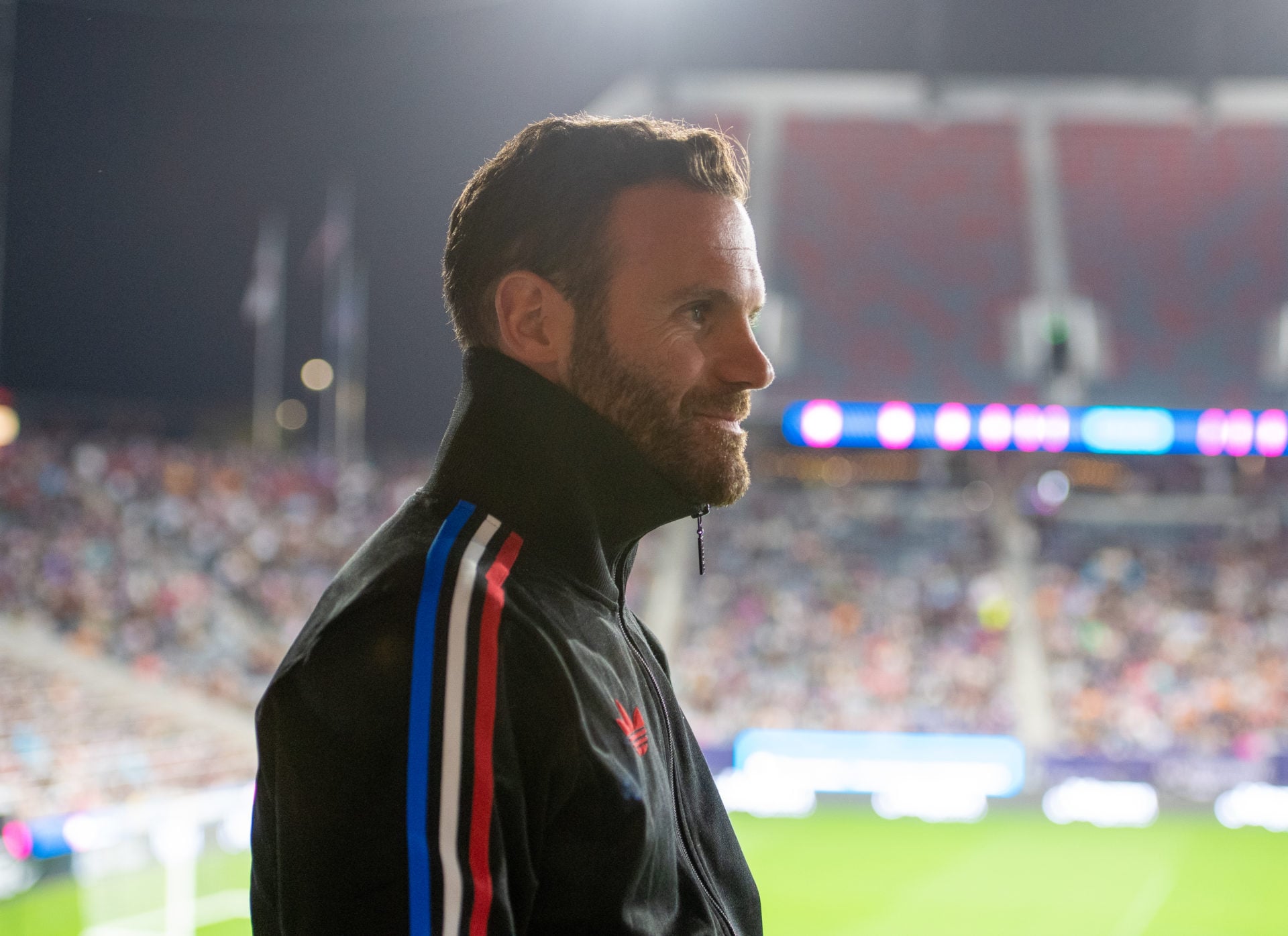 Juan Mata nomeia o adversário mais difícil que enfrentou no Man Utd, já que duas lendas dos Red Devils também são destacadas