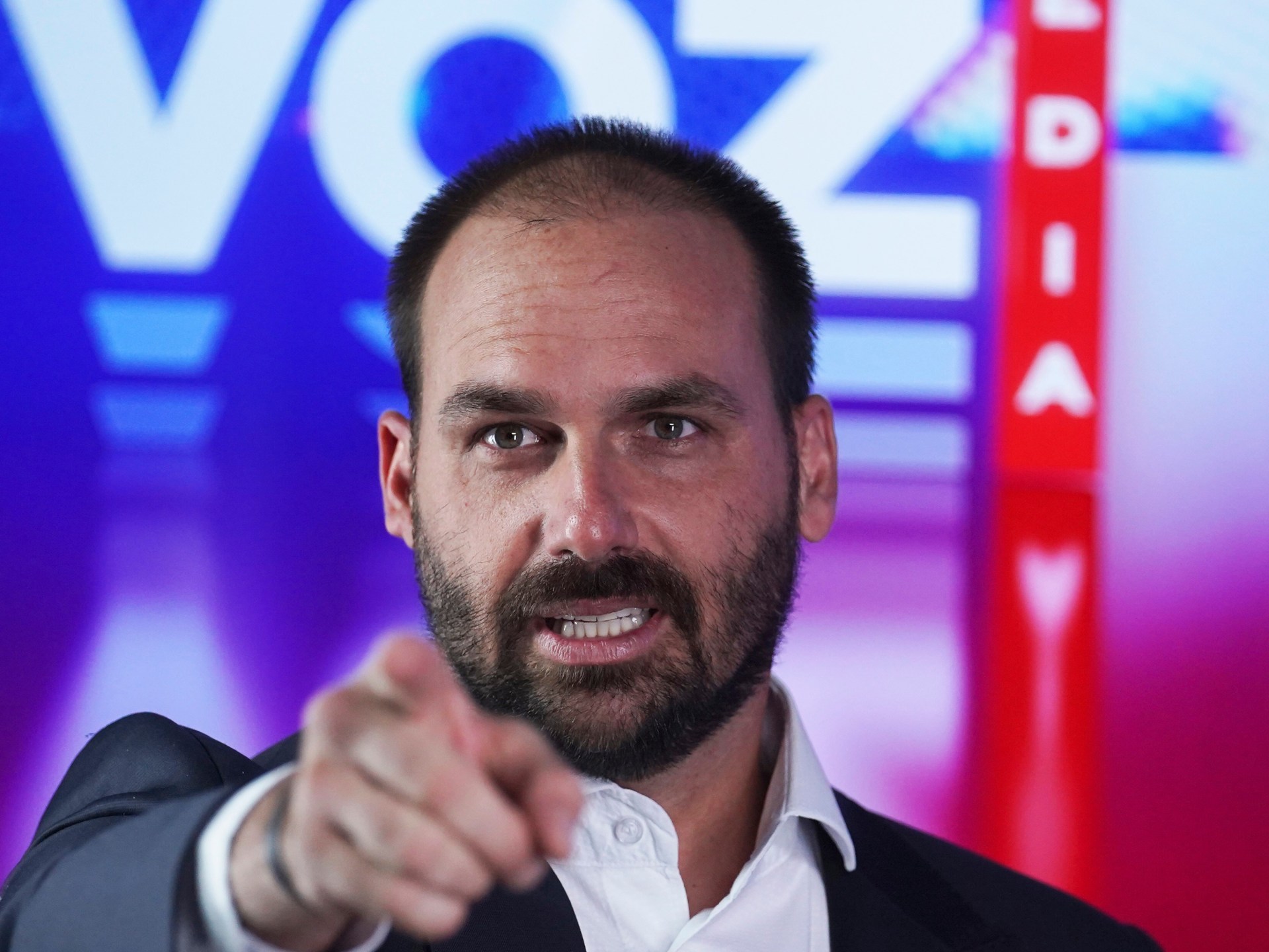 Justiça brasileira condena Eduardo Bolsonaro por cortejar interferência dos EUA