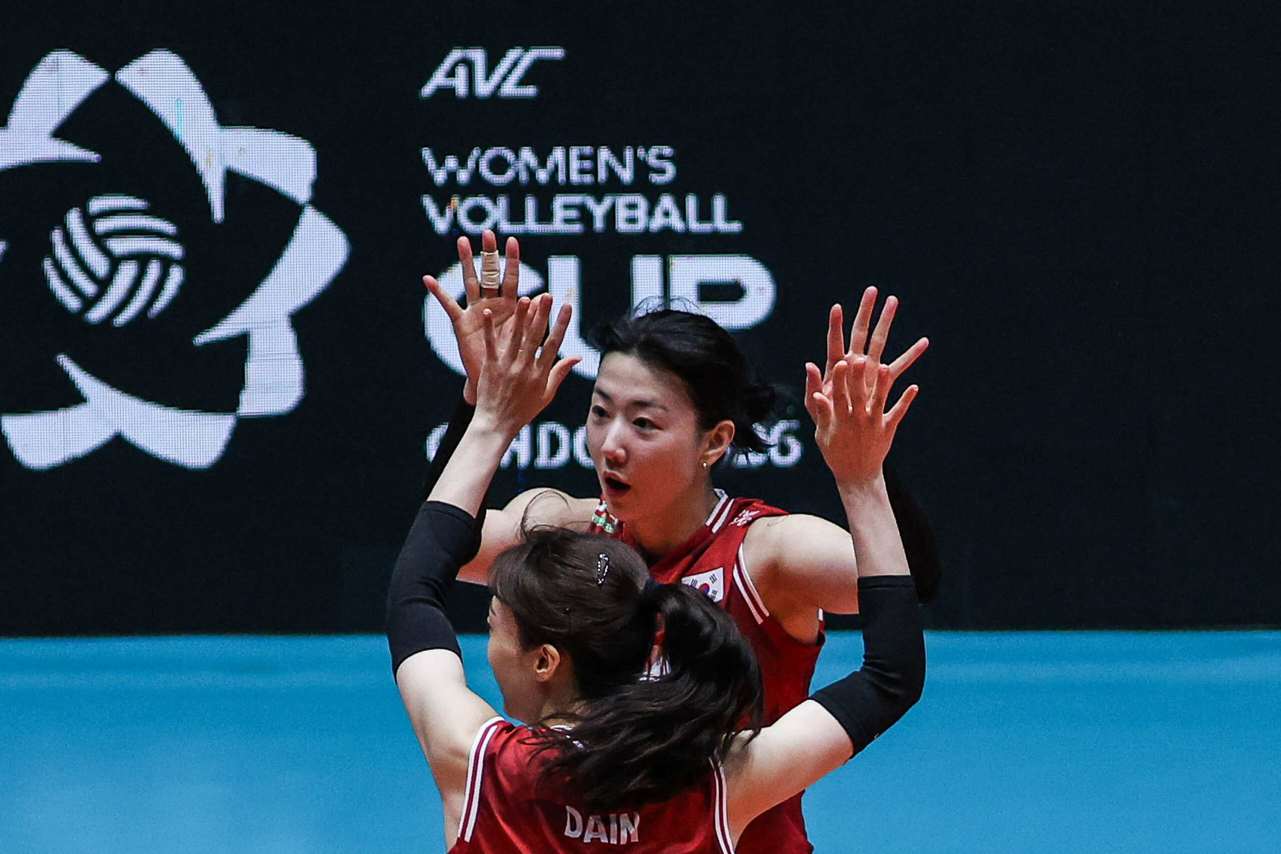 Kang Sohwi e Coreia do Sul em ação durante a AVC Women's Cup.