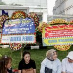 Karangan Bunga Berjejer di Depan Kantor BGN, Terima Kasih ke Prabowo Usai Copot Dadan Hindayana