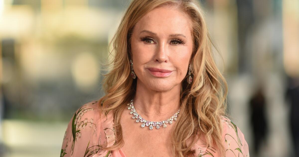 Kathy Hilton não será a grande marechal do WeHo Pride após reação da comunidade