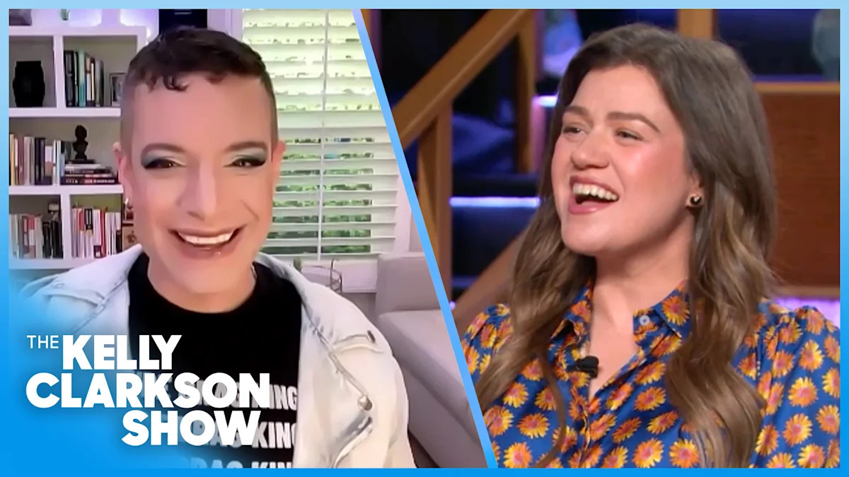Kelly Clarkson comemora o mês do orgulho com Revry!