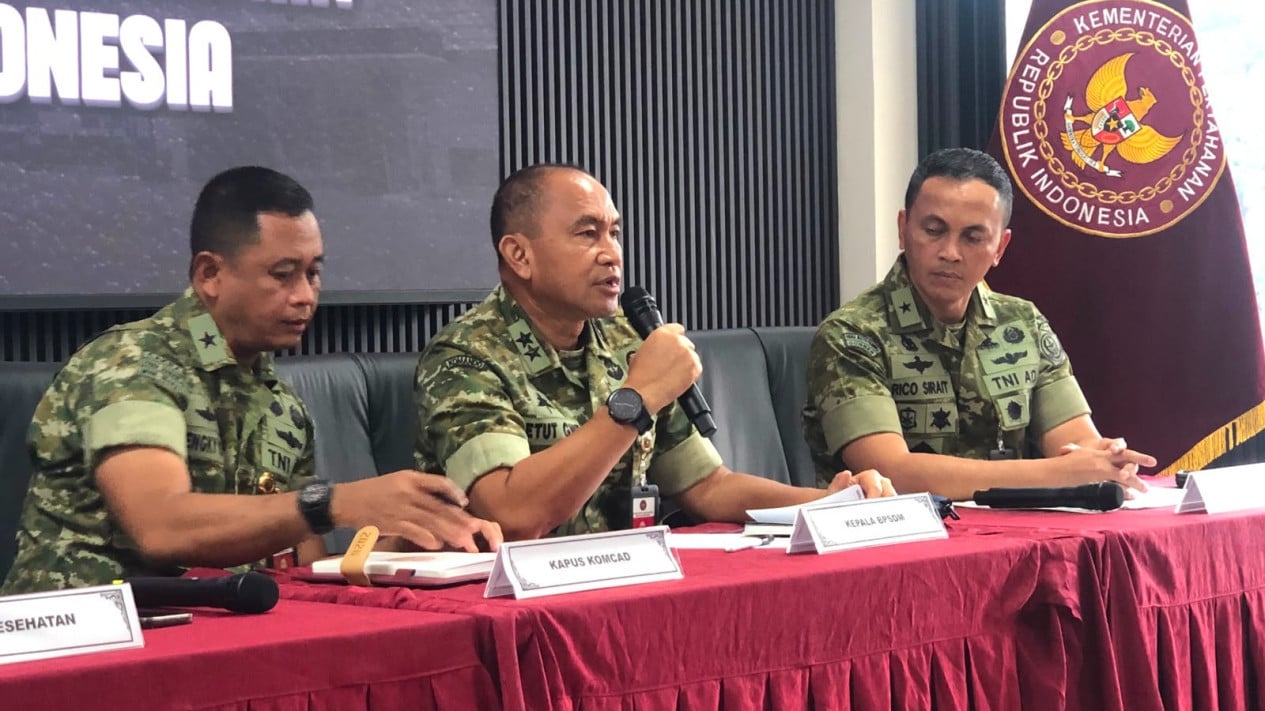 Kemhan Blak-blakan Soal Pelatihan Calon Manajer Kopdes Merah Putih: Senam, Jalan Kaki, PBB e Hormat Militer