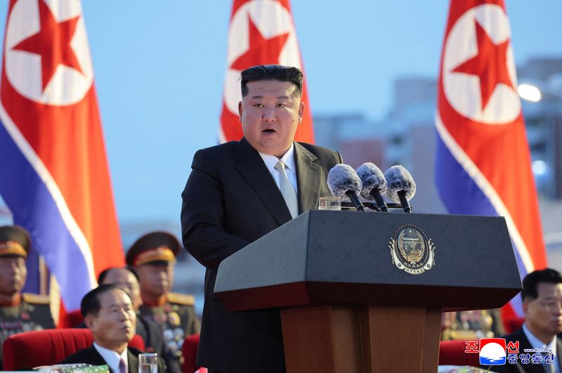 Kim da Coreia do Norte diz que o país exercerá sua posição como estado nuclear, relata KCNA