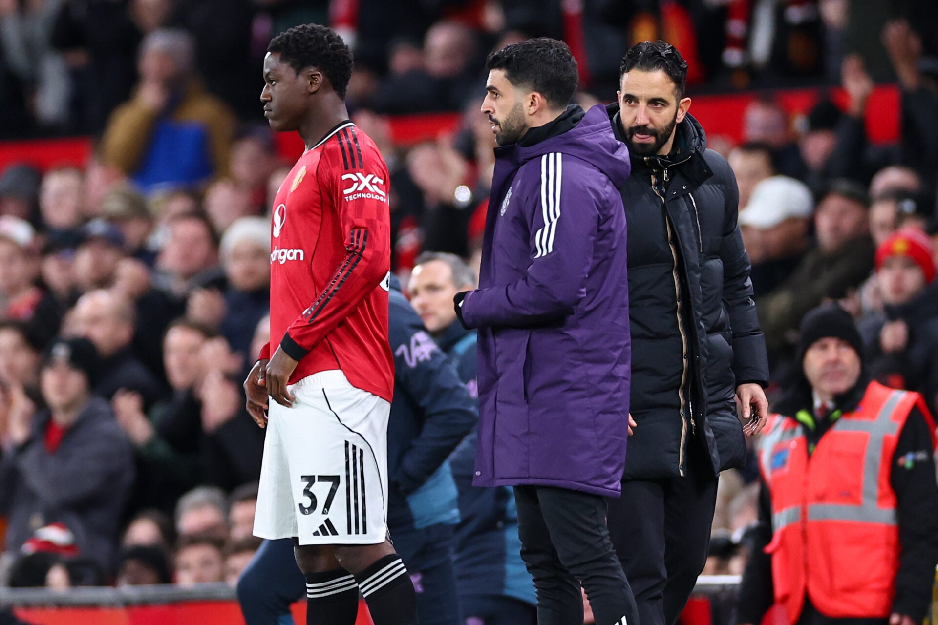 Kobbie Mainoo identifica a lição mais importante que aprendeu com Ruben Amorim após as dificuldades do Man Utd