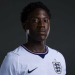 Kobbie Mainoo nomeia os dois jogadores do Man Utd que o chocaram quando ele começou a treinar com o time titular
