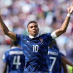 Kylian Mbappe ultrapassa Lionel Messi e Pelé em gols na Copa do Mundo da FIFA