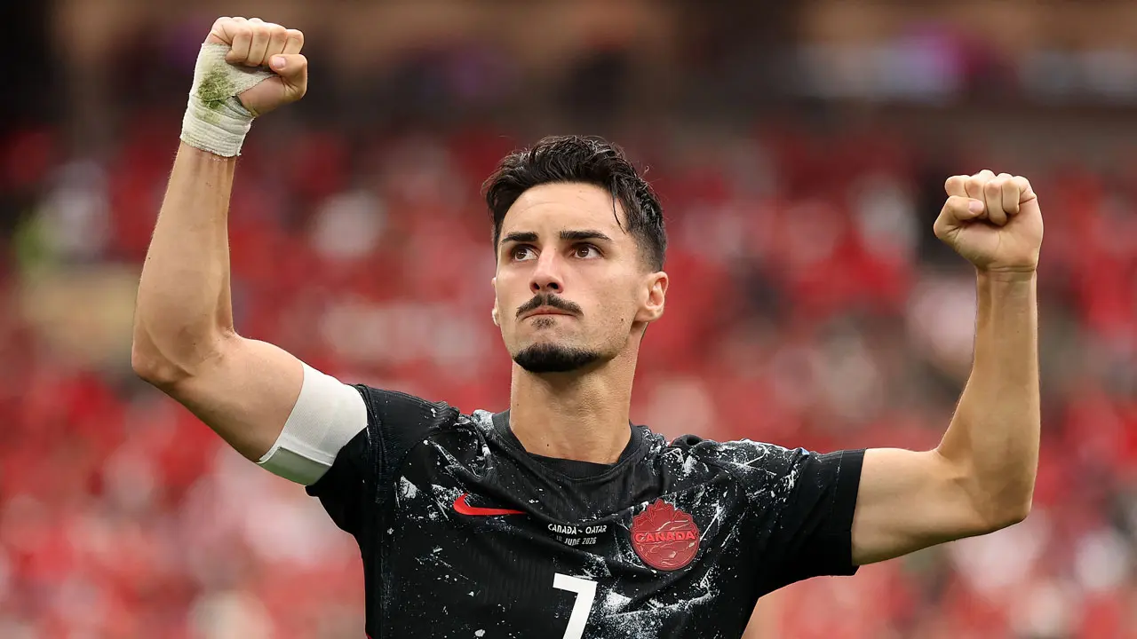 Lesão terrível ofusca a primeira vitória do Canadá na Copa do Mundo