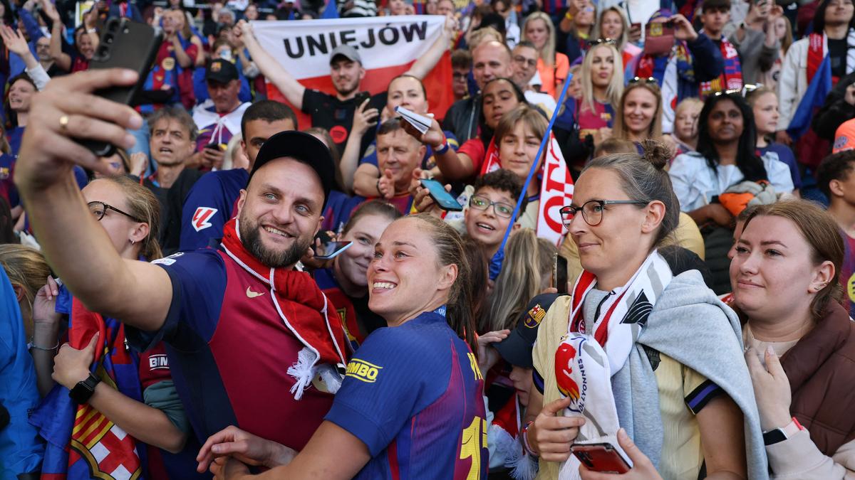 Liga dos Campeões Feminina estabelece novo padrão de audiência com Barcelona derrotando Lyon na final esgotada de Oslo