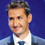 Lionel Messi, da Argentina, recebe elogios do alemão Miroslav Klose
