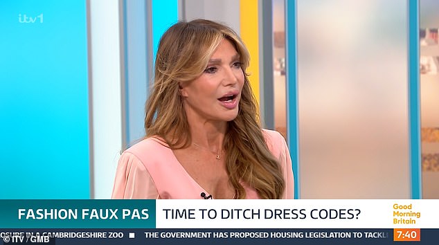 Lizzie Cundy exigiu furiosamente que o Royal Ascot mudasse suas regras durante uma aparição no Good Morning Britain na sexta-feira, depois que ela foi rejeitada por desrespeitar o rígido código de vestimenta