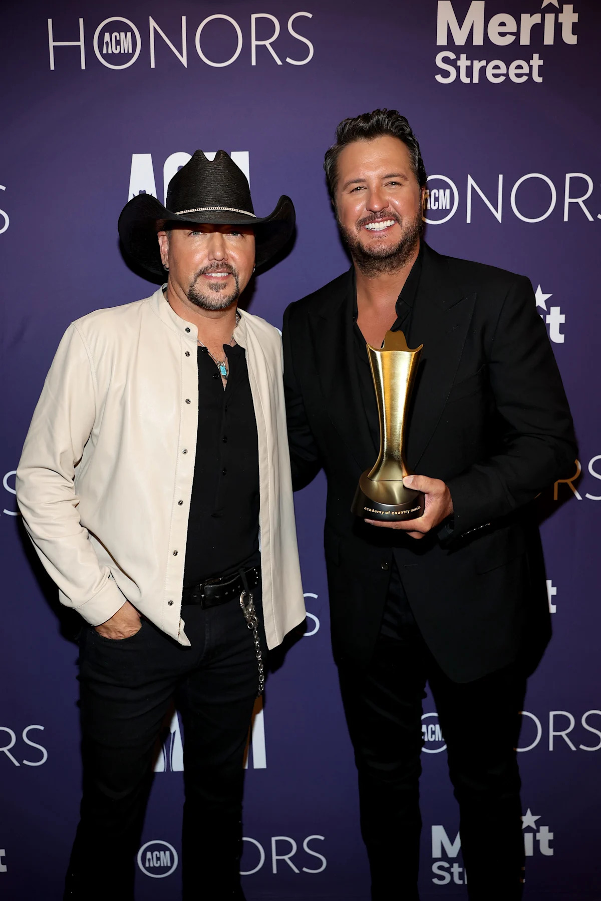 Jason Aldean e Luke Bryan participam da 17ª edição do Academy Of Country Music Honors no Ryman Auditorium em 21 de agosto de 2024 em Nashville, Tennessee.