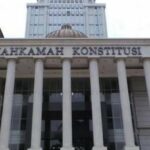 MK: Syarat Mínimo Usia Calon Kepala Desa Tetap 25 Tahun