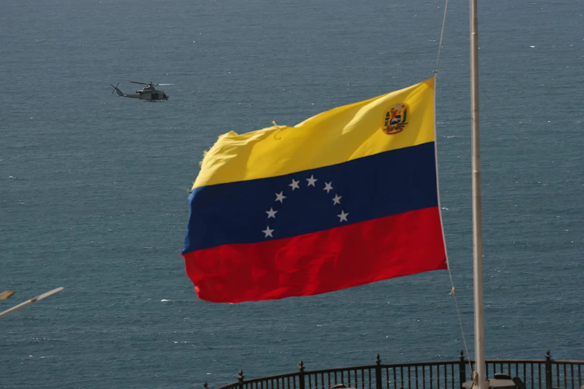 Mais de 100 venezuelanos que foram deportados dos EUA horas antes dos terremotos estão desaparecidos