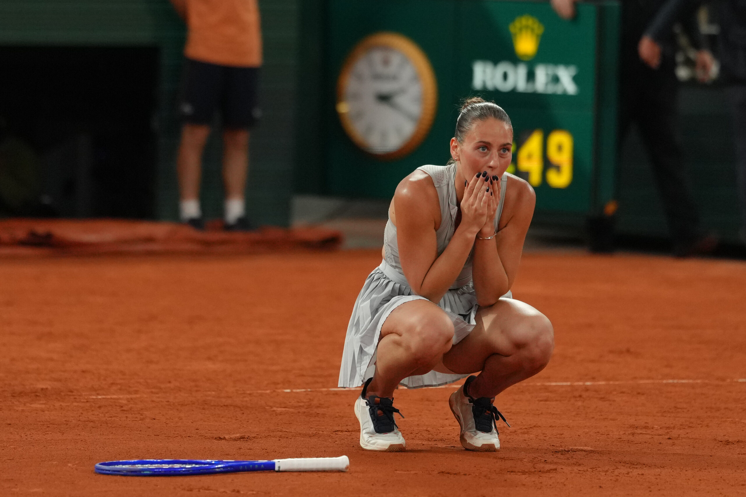 Marta Kostyuk lutou contra a ucraniana Elina Svitolina em três sets na terça-feira no Aberto da França para chegar à sua primeira semifinal de Grand Slam.