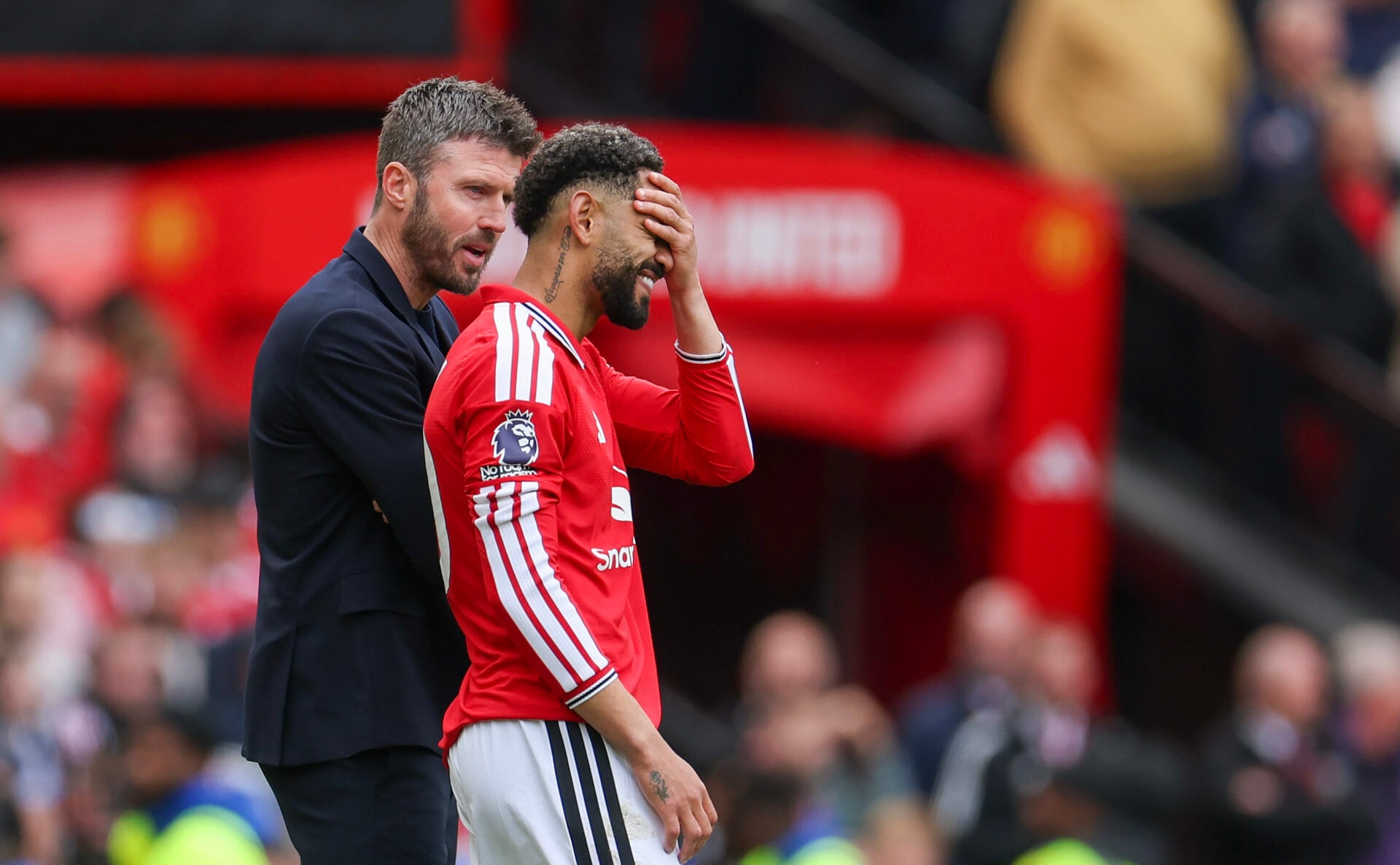 Matheus Cunha diz que Michael Carrick está 'constantemente' tentando imprimir uma mensagem a todos os jogadores do Man Utd