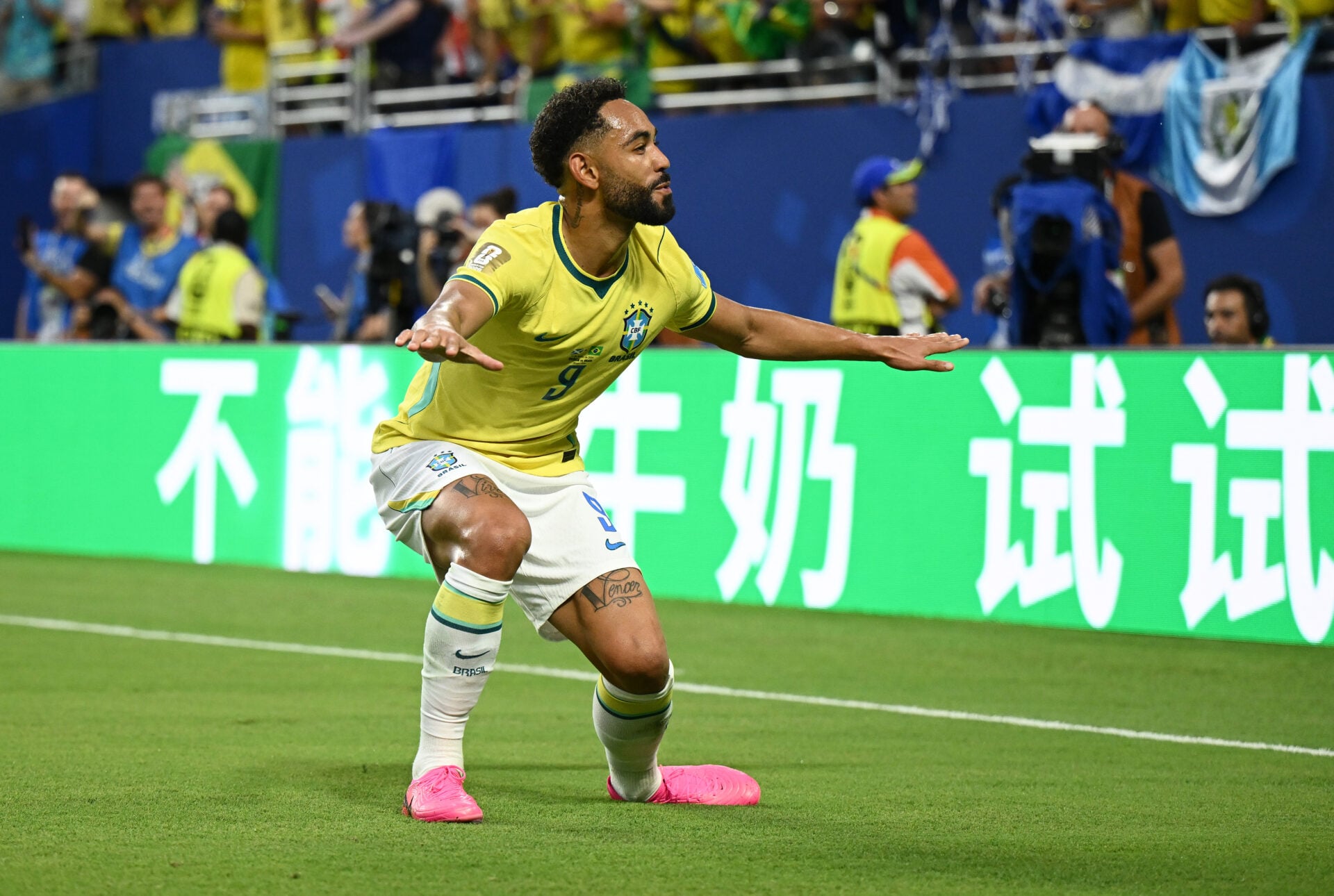 Matheus Cunha pode mudar de posição no Man United, sua masterclass brasileira com 38 toques prova o porquê