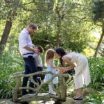 O Príncipe Harry e sua família receberam acomodação real quando vierem para a Inglaterra no próximo mês (Foto: Harry e Meghan com os filhos Archie e Lilibet)