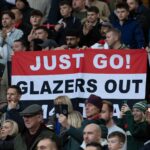 Membros da família Glazer consideram venda de participação no Manchester United, afirma Bloomberg