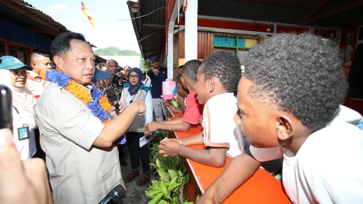 Mendagri Tito Cek BSPS do Kampung Nelayan Tanjung Ria Usai Sambangi Programa Perumahan di Skouw