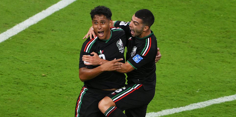 México x Coreia do Sul - Grupo A da Copa do Mundo AO VIVO: Os anfitriões FINALMENTE abriram o placar depois que o goleiro cometeu um erro chocante