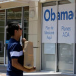 Milhões abandonam a cobertura de saúde do Obamacare depois que os subsídios expiram e os custos aumentam