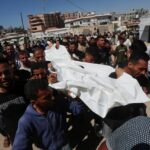 Militares israelenses matam seis em Gaza e expandem zona de controle, dizem moradores