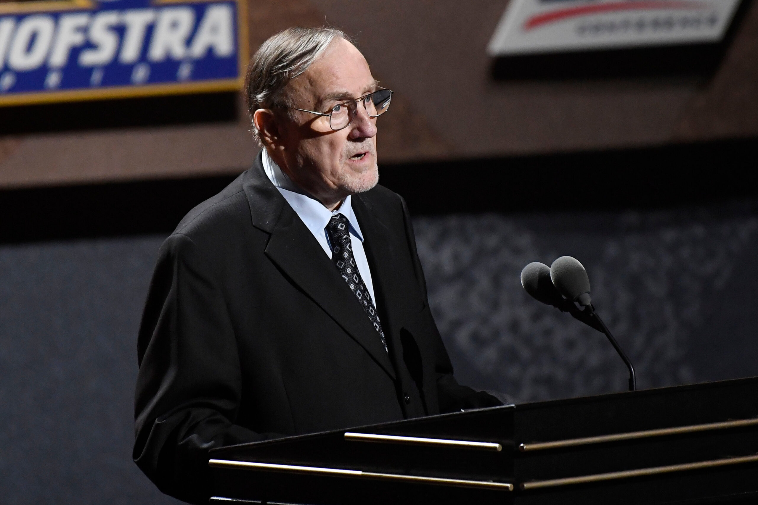 Rick Adelman morre aos 79 anos