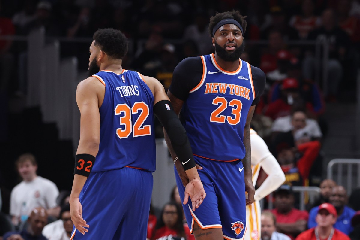 New York Knicks stars Mitchell Robinson and Karl-Anthony Towns in NBA Playoffs game