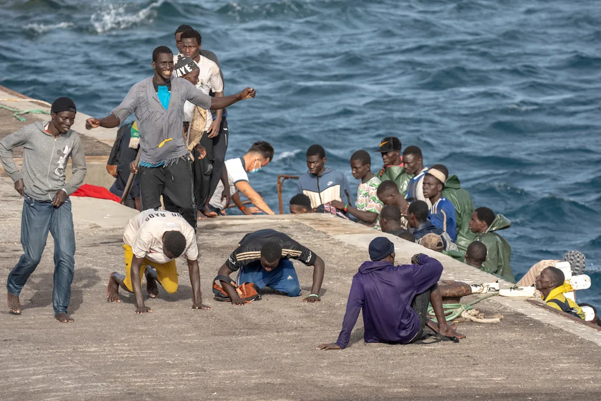 O Papa Leão está a visitar os pontos críticos da migração na Europa. Católicos esperam que ele alivie as tensões políticas