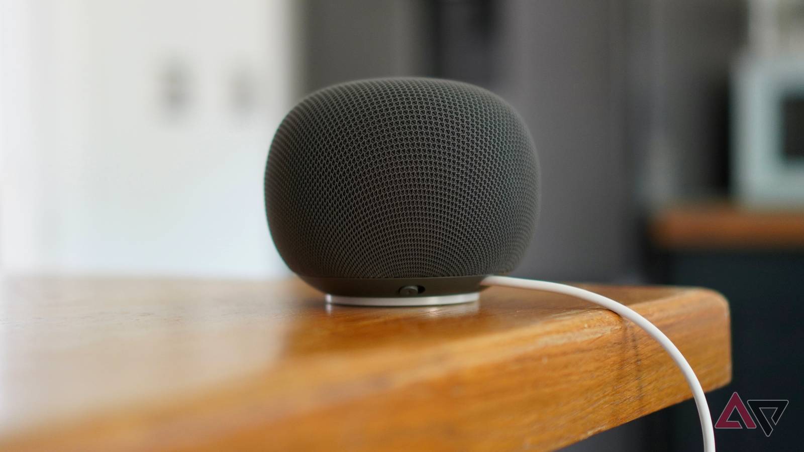 O alto-falante do Google Home visto de cima para baixo