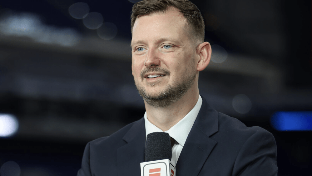 O analista da ESPN Matt Miller tem o braço amputado após um acidente de carro 'grave': 'Estou incrivelmente feliz por escrever isto'